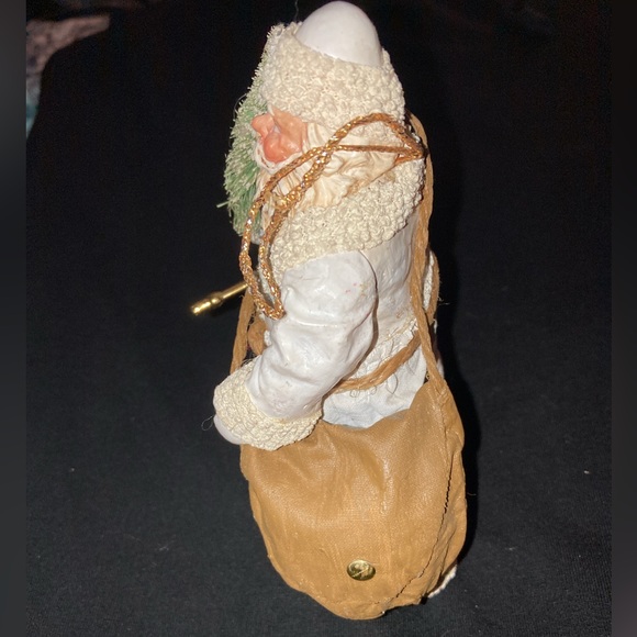 VINTAGE POSSIBLE DREAMS 1990- SANTA WHITE COAT ORNAMENT - Picture 4 of 9